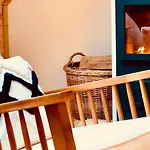 Bed & Breakfast Buddhas Bed & Wellness - Retreat - Feel Good Food - B&b- Mit Viel Herz Fuer Koerper Geist & Seele 4*