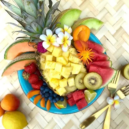 Bed & Breakfast Buddhas Bed & Wellness - Retreat - Feel Good Food - B&b- Mit Viel Herz Fuer Koerper Geist & Seele 4*